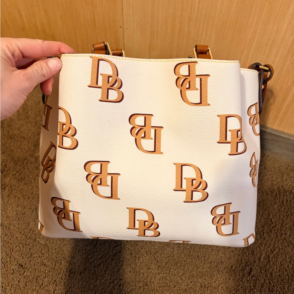 Dooney and Burke medium size, brenna